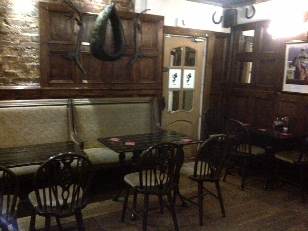 Crown Hotel Langholm Eksteriør bilde